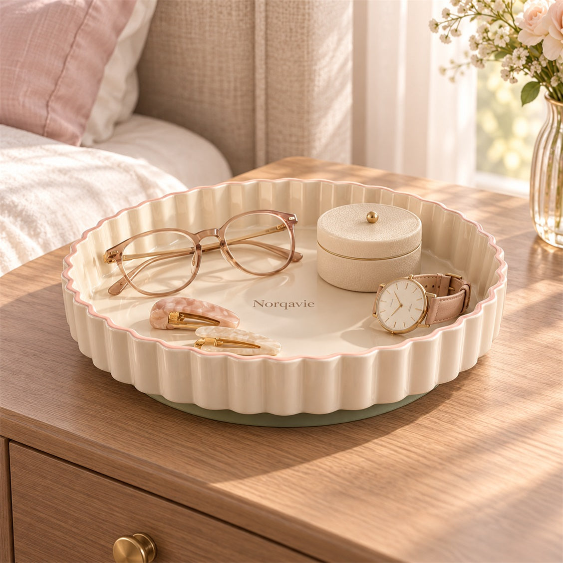 Norqavie Round Fluted Vanity Catchall Tray - organized use view